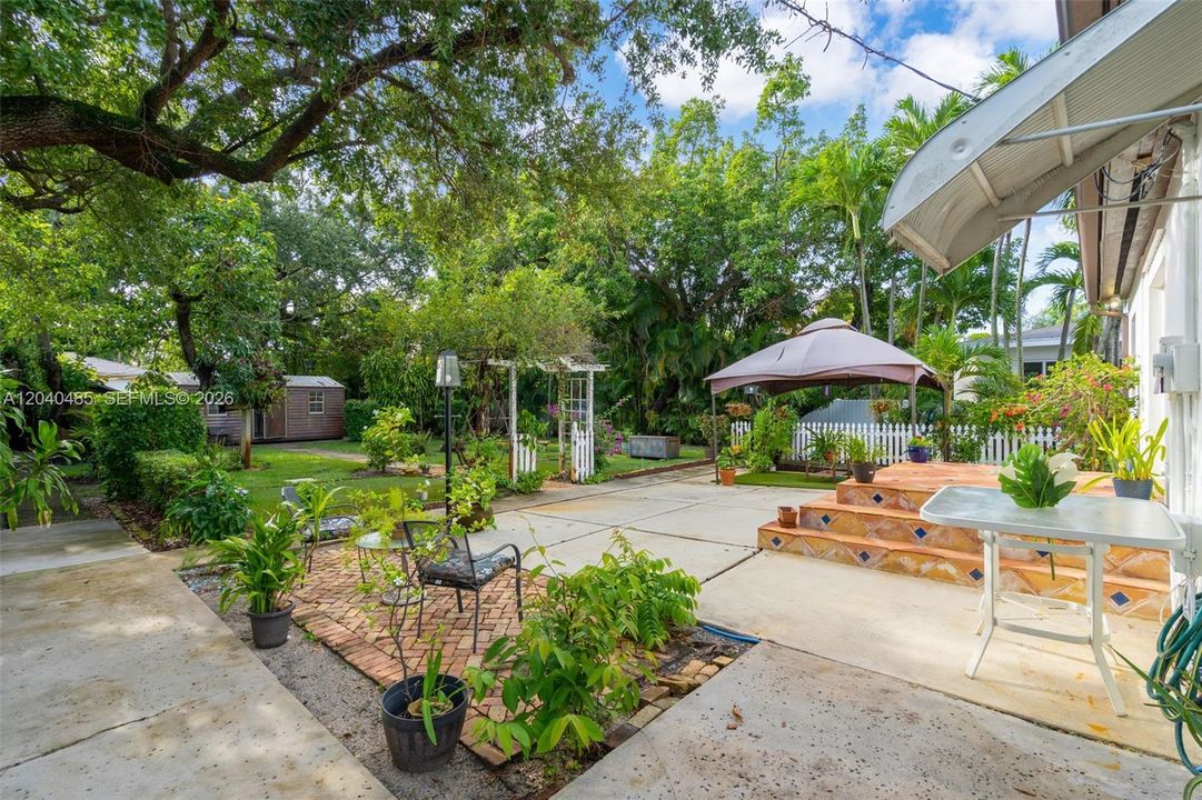 En Venta: $749,000 (2 camas, 1 baños, 1228 Pies cuadrados)