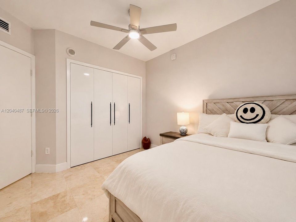 For Rent: $4,200 (3 beds, 3 baths, 1801 Square Feet)