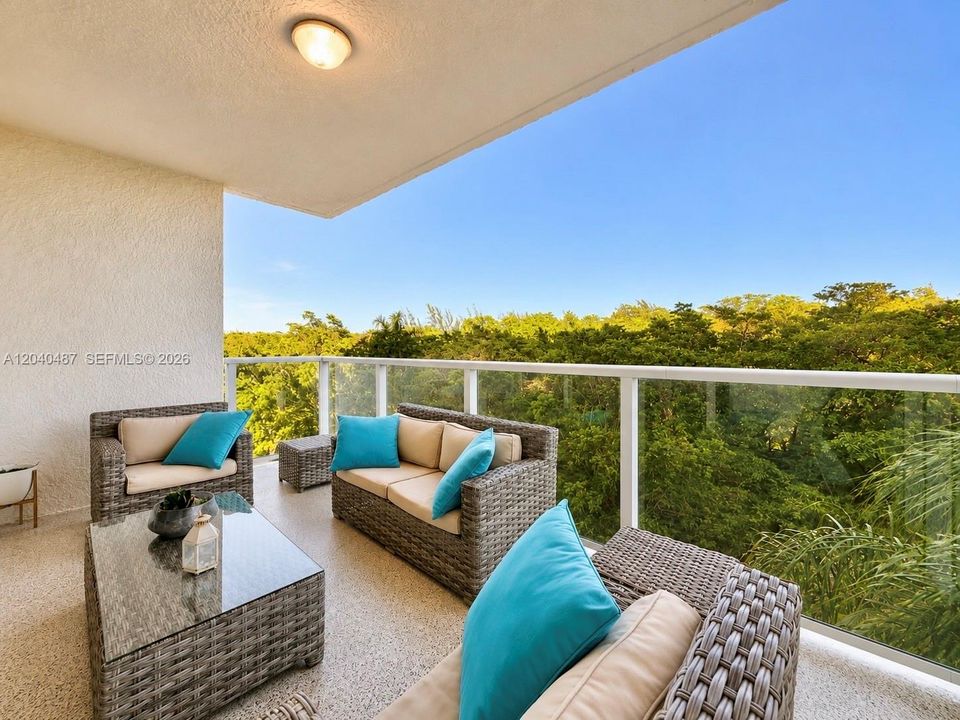 For Rent: $4,200 (3 beds, 3 baths, 1801 Square Feet)