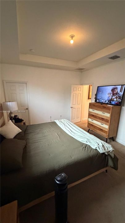 For Rent: $3,400 (3 beds, 2 baths, 1668 Square Feet)