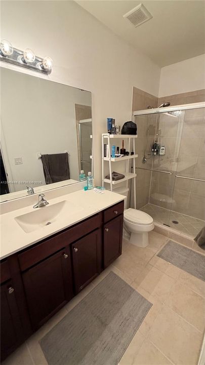 For Rent: $3,400 (3 beds, 2 baths, 1668 Square Feet)
