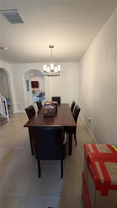 For Rent: $3,400 (3 beds, 2 baths, 1668 Square Feet)
