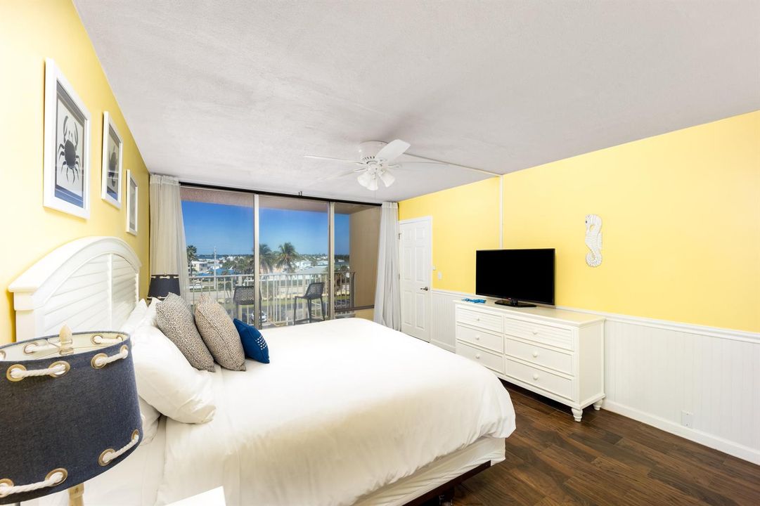 9800 S Ocean Drive #415-18