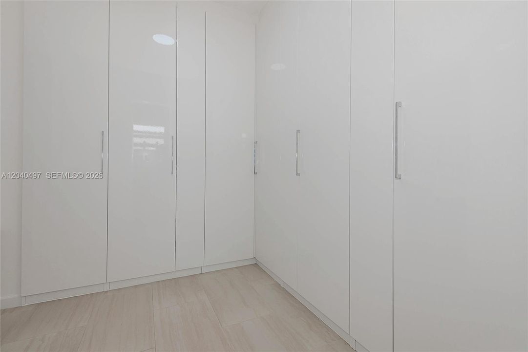 master double closet area