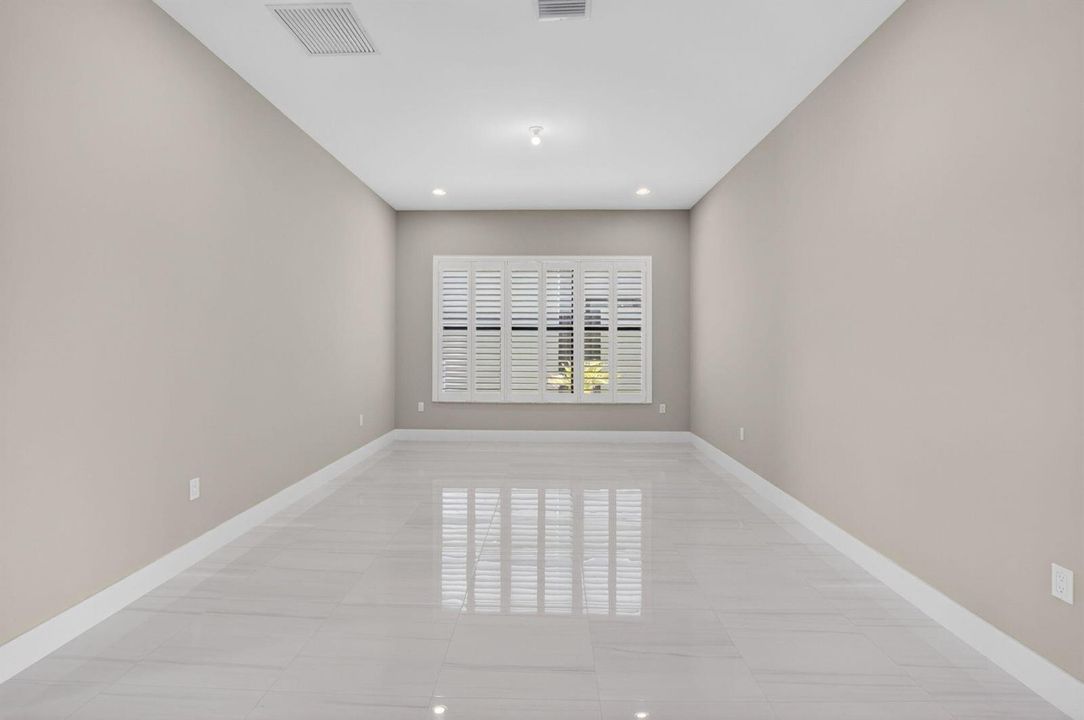 Formal Dining