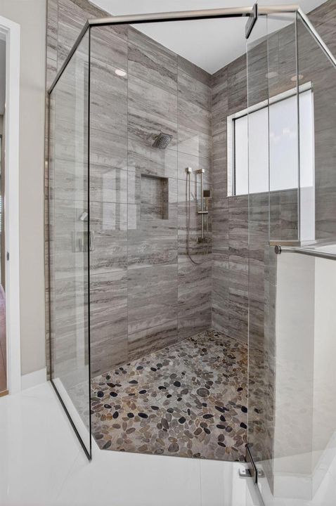 Upgraded Shower