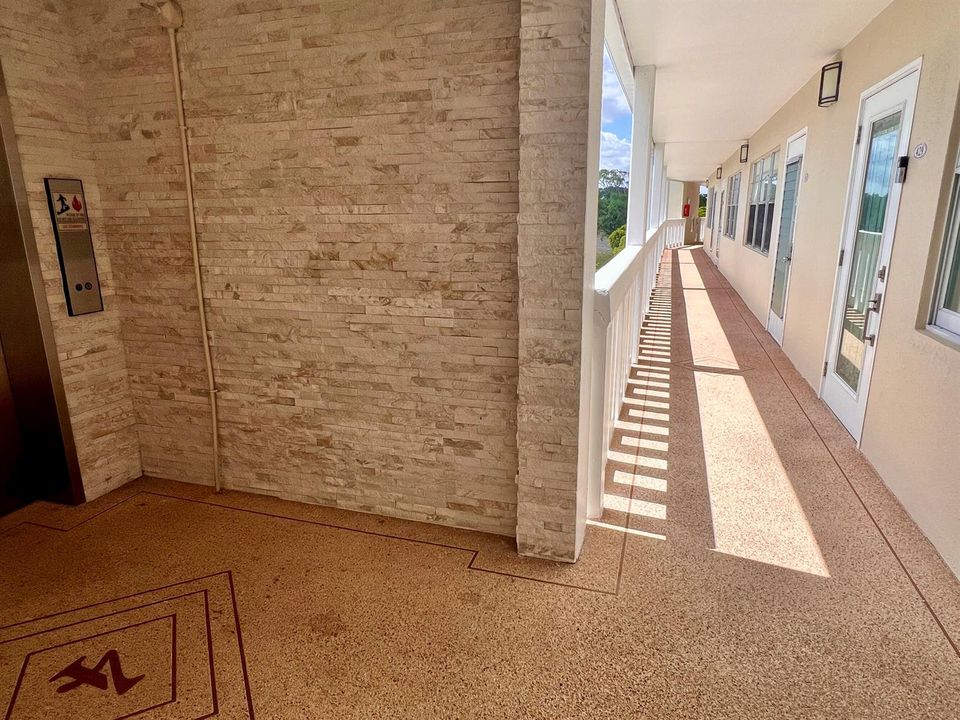 432 GRANTHAM B 1BR/2BA