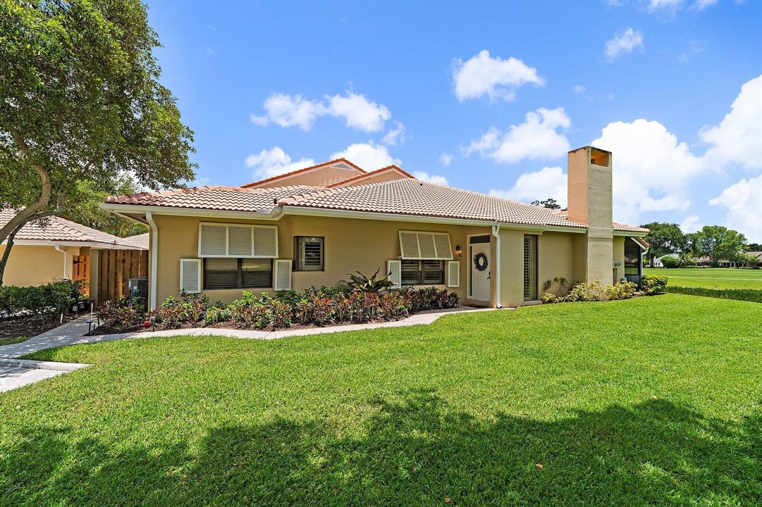 005-261OldMeadowWay-PalmBeachGardens-SMA
