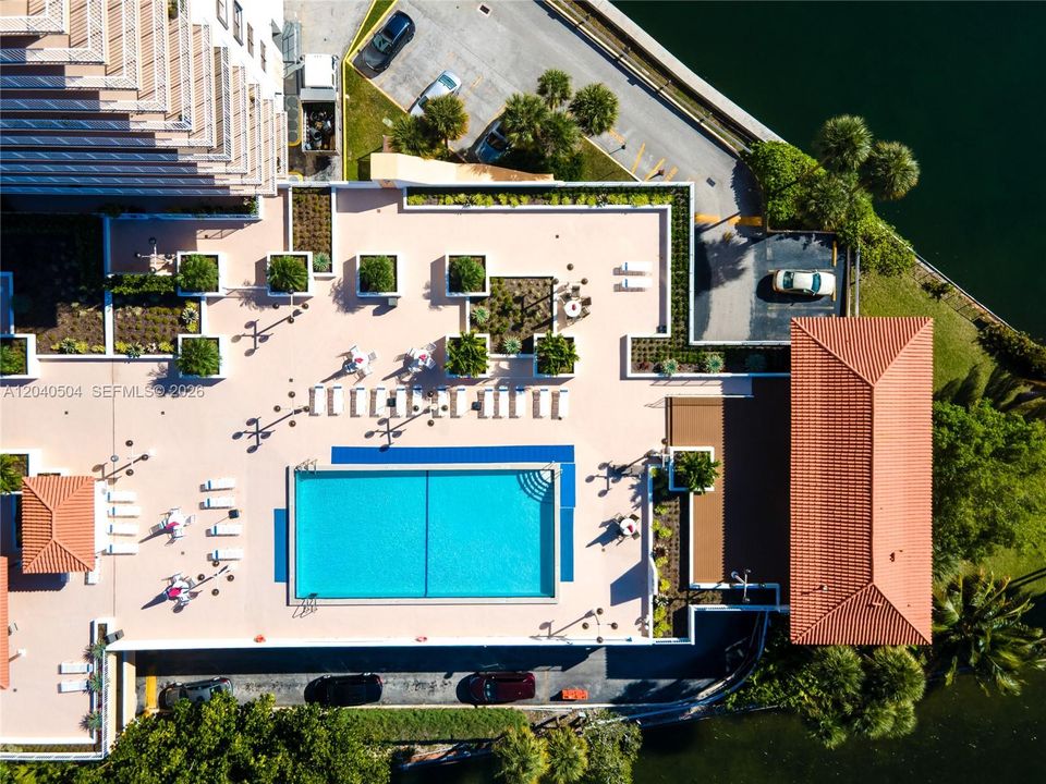В аренду: $3,000 (2 спален, 2 ванн, 1240 Квадратных фут)
