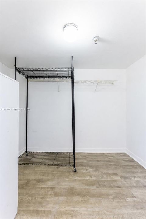В аренду: $3,000 (2 спален, 2 ванн, 1240 Квадратных фут)