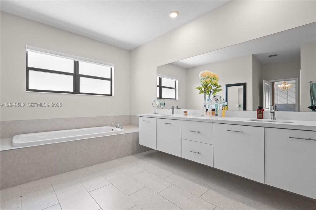 For Sale: $1,490,000 (5 beds, 4 baths, 3381 Square Feet)