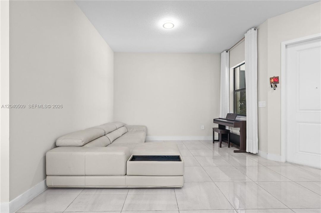 For Sale: $1,490,000 (5 beds, 4 baths, 3381 Square Feet)