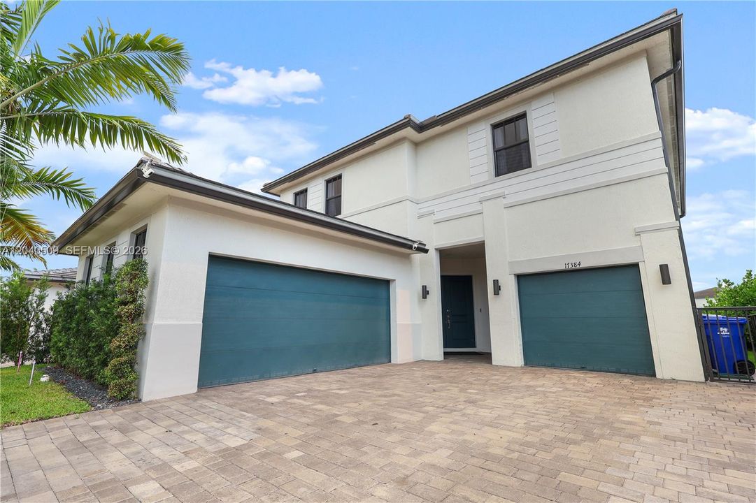 For Sale: $1,490,000 (5 beds, 4 baths, 3381 Square Feet)