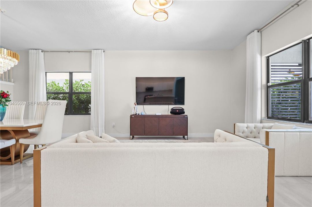 For Sale: $1,490,000 (5 beds, 4 baths, 3381 Square Feet)