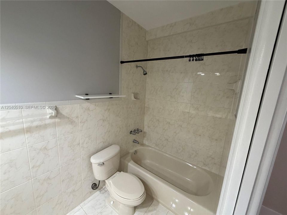 На продажу: $980,000 (5 спален, 3 ванн, 2811 Квадратных фут)