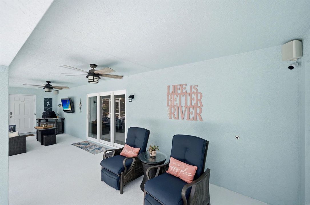 44-web-or-mls-186-ne-dominican-ter