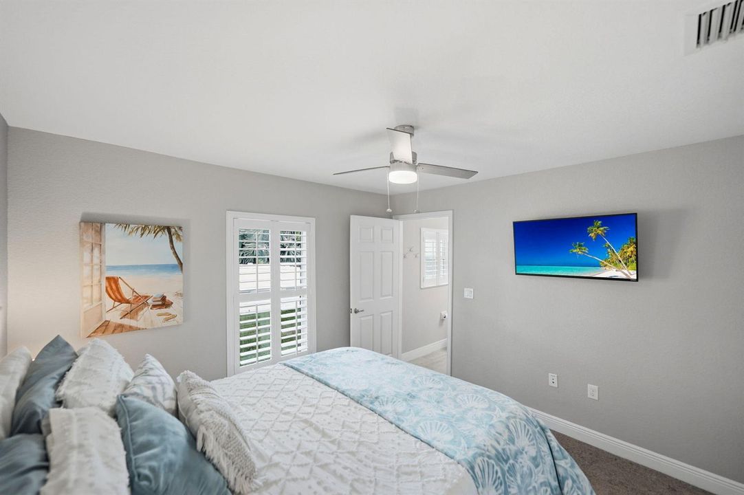 10-web-or-mls-186-ne-dominican-ter