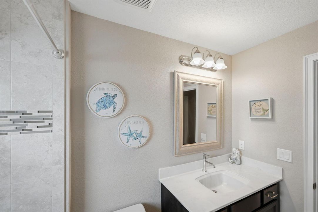 25-web-or-mls-186-ne-dominican-ter