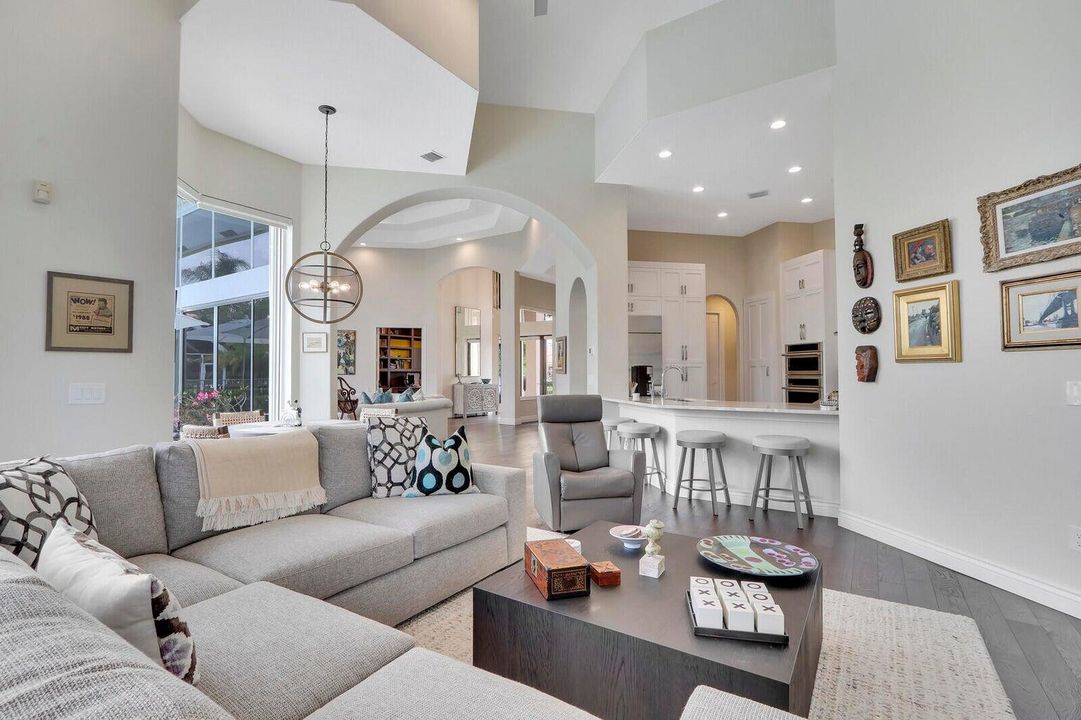 10802 Egret Pointe Lane