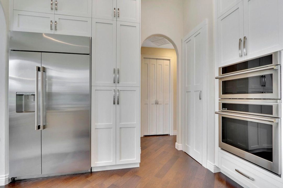 10802 Egret Pointe Lane