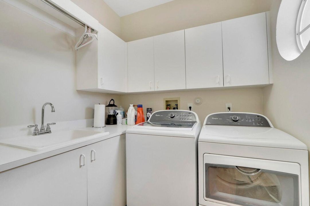 10802 Egret Pointe Lane