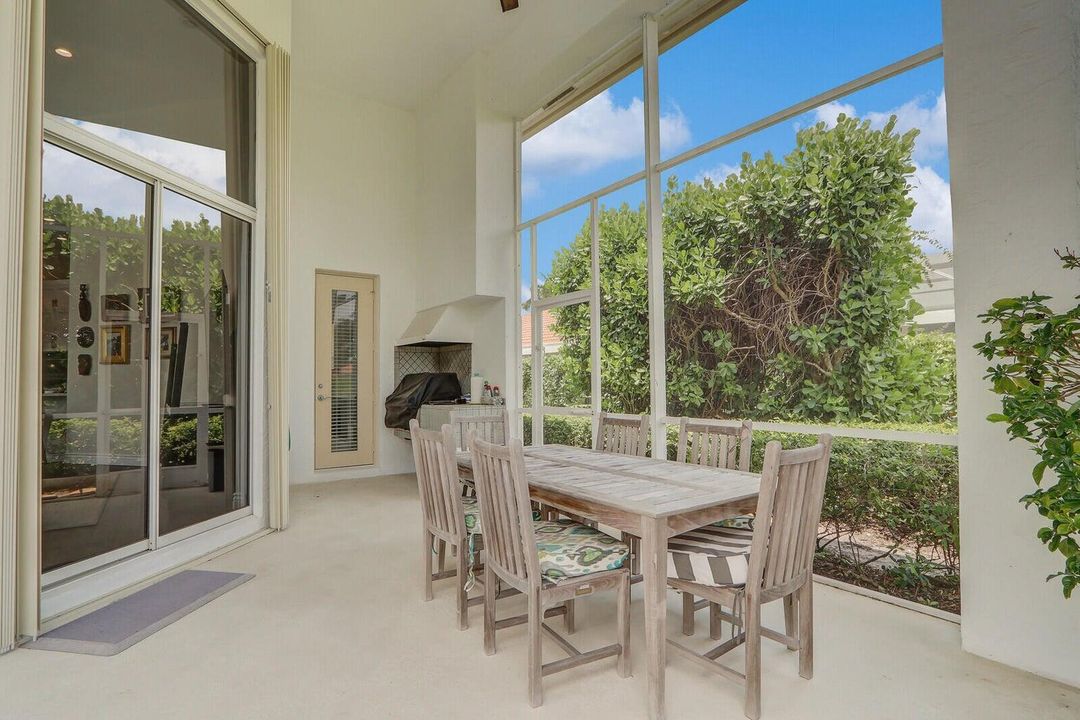 10802 Egret Pointe Lane