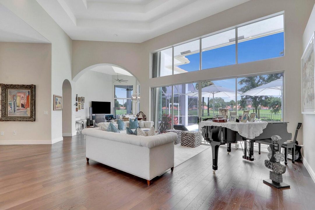 10802 Egret Pointe Lane