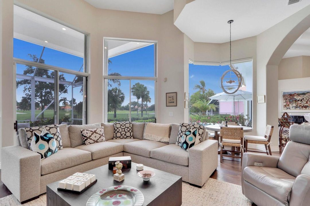 10802 Egret Pointe Lane