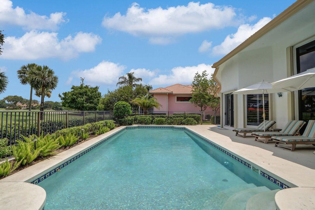 10802 Egret Pointe Lane
