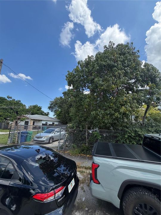 En Venta: $375,000 (3 camas, 3 baños, 725 Pies cuadrados)