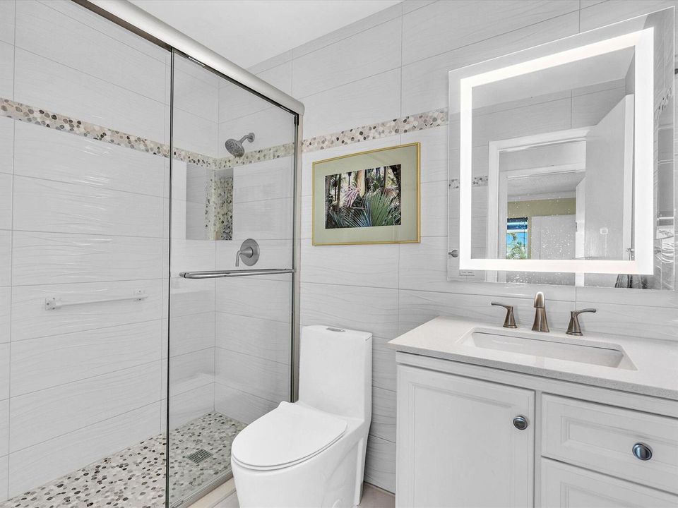 "Wave" Tile walls