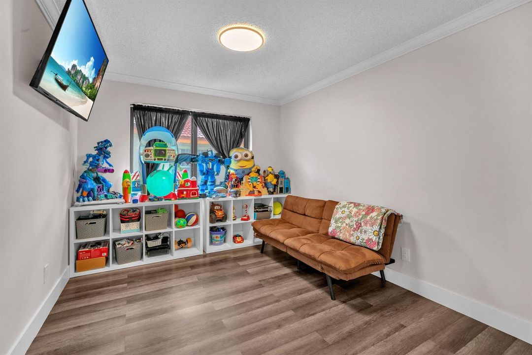 TV/Game Room