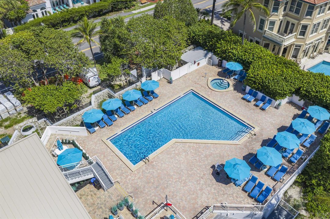 Beach Club Pool