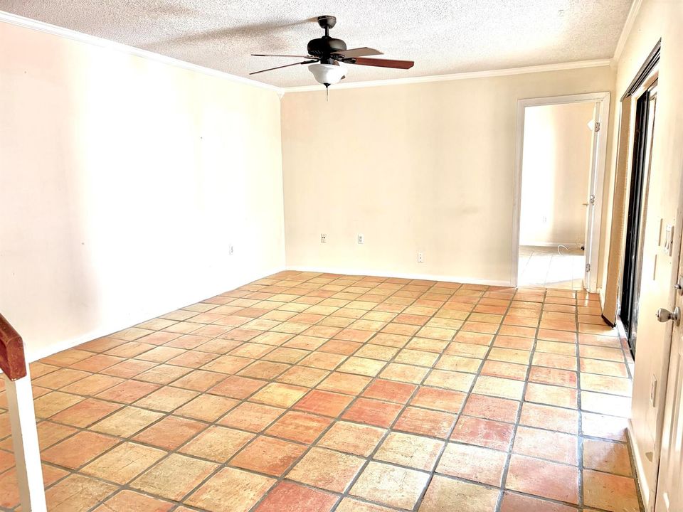 Living room with crown molding