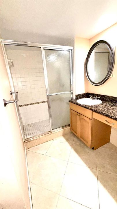 Primary shower