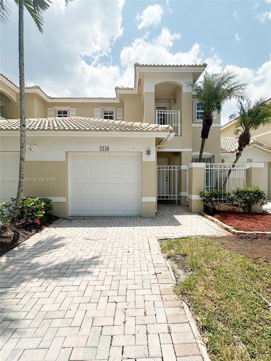 For Rent: $3,350 (3 beds, 2 baths, 1368 Square Feet)