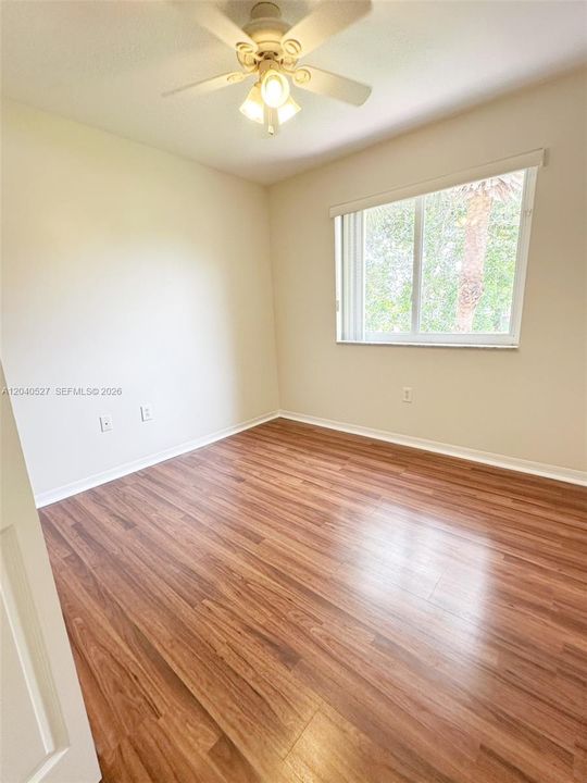For Rent: $3,350 (3 beds, 2 baths, 1368 Square Feet)