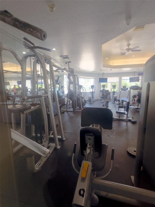 For Rent: $3,350 (3 beds, 2 baths, 1368 Square Feet)