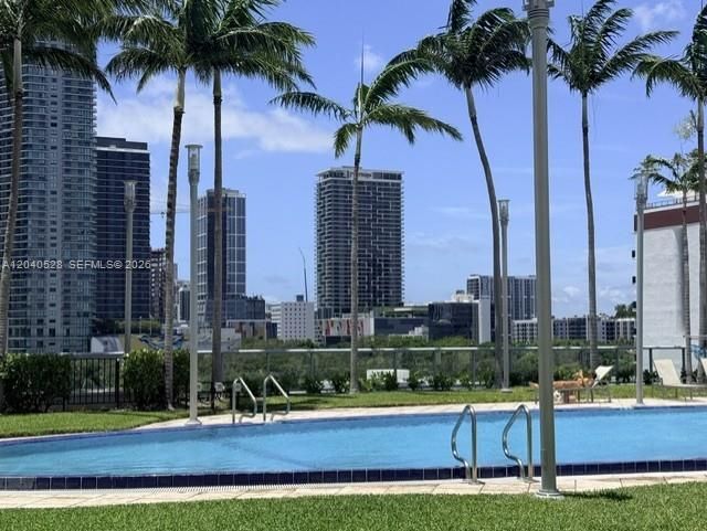 En Venta: $569,900 (2 camas, 2 baños, 1174 Pies cuadrados)