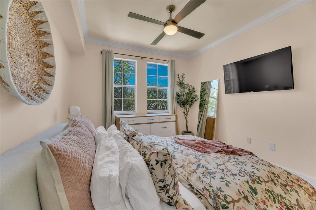 30-533 NE 3rd Ave unit 512-30