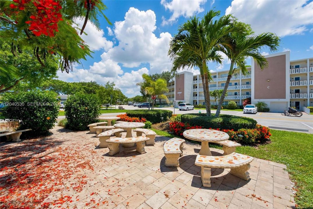 En Venta: $249,000 (2 camas, 1 baños, 845 Pies cuadrados)