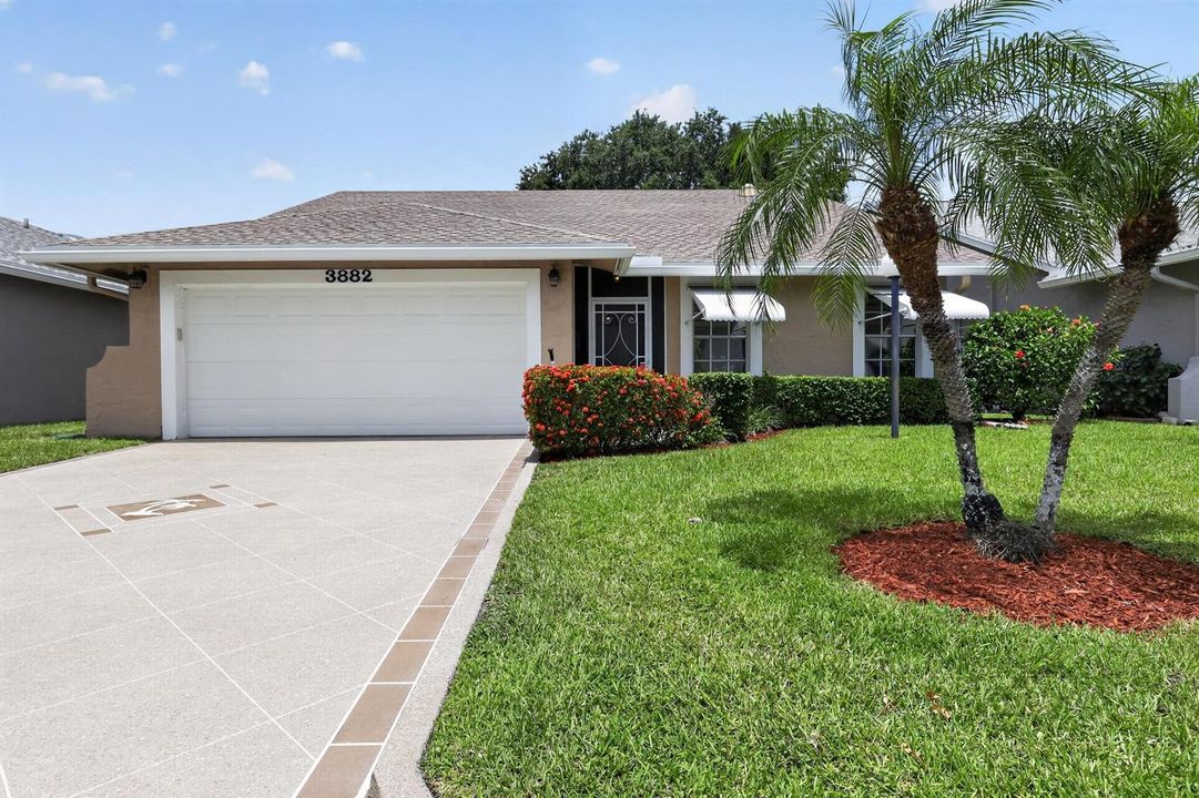 06_3882_Dafilee_Cir-Exterior-0112