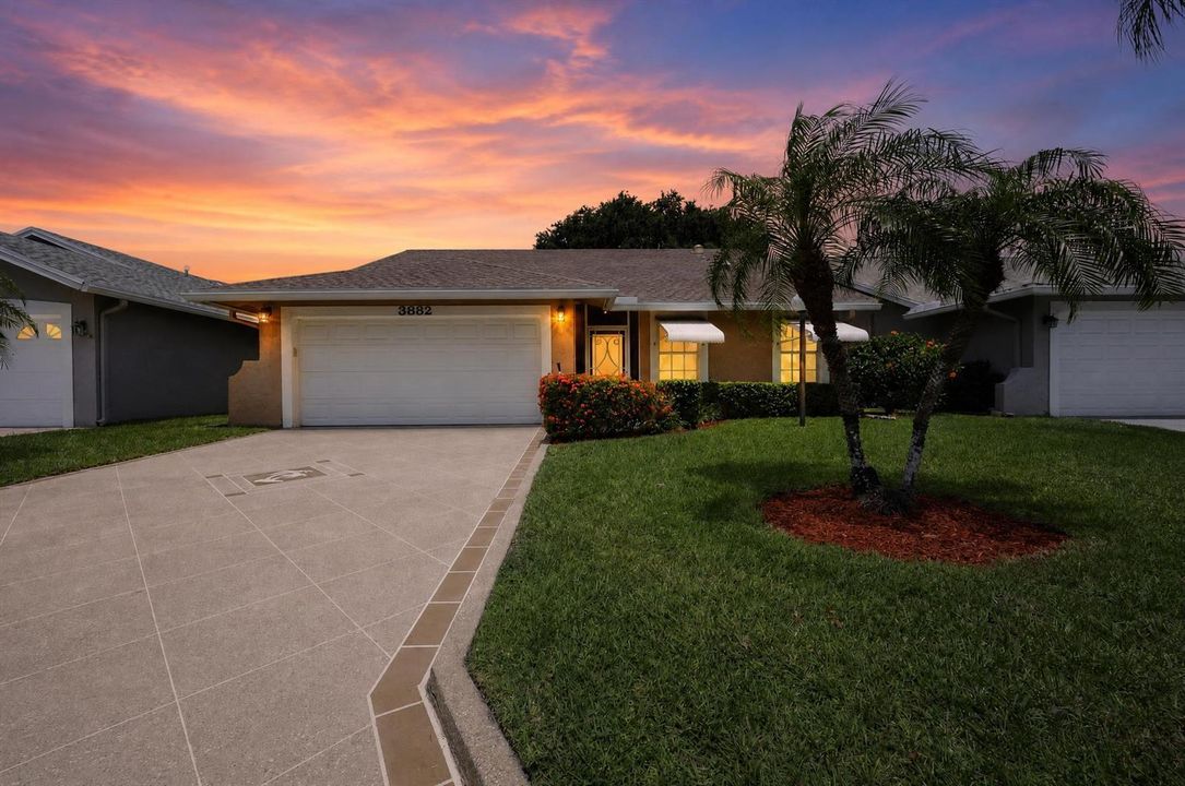 01_3882_Dafilee_Cir-Exterior-0109