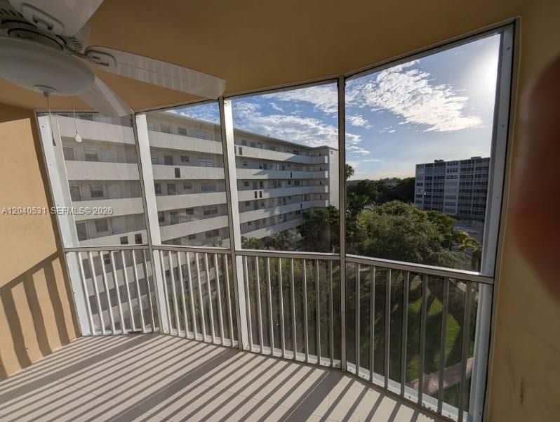En Venta: $205,000 (2 camas, 1 baños, 1036 Pies cuadrados)