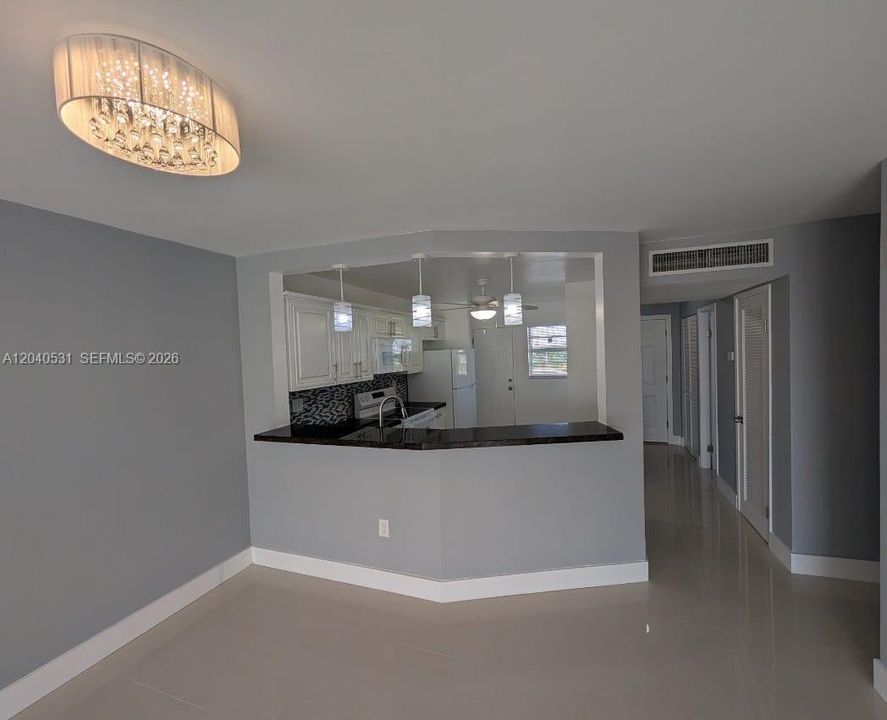 En Venta: $205,000 (2 camas, 1 baños, 1036 Pies cuadrados)