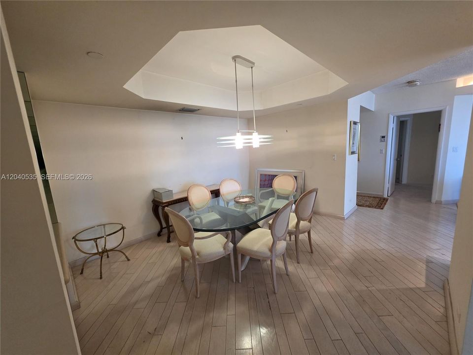 На продажу: $525,000 (2 спален, 2 ванн, 1622 Квадратных фут)