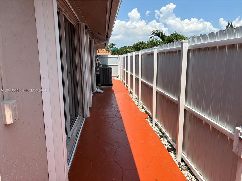 For Sale: $629,000 (3 beds, 2 baths, 1448 Square Feet)