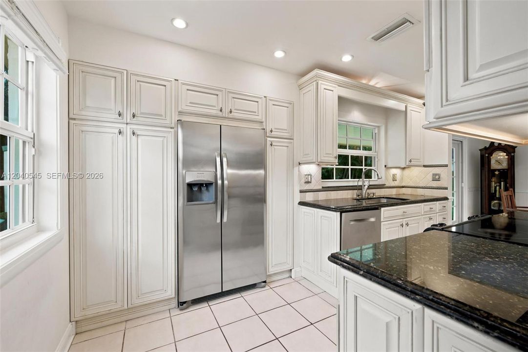 En Venta: $459,000 (2 camas, 2 baños, 1197 Pies cuadrados)