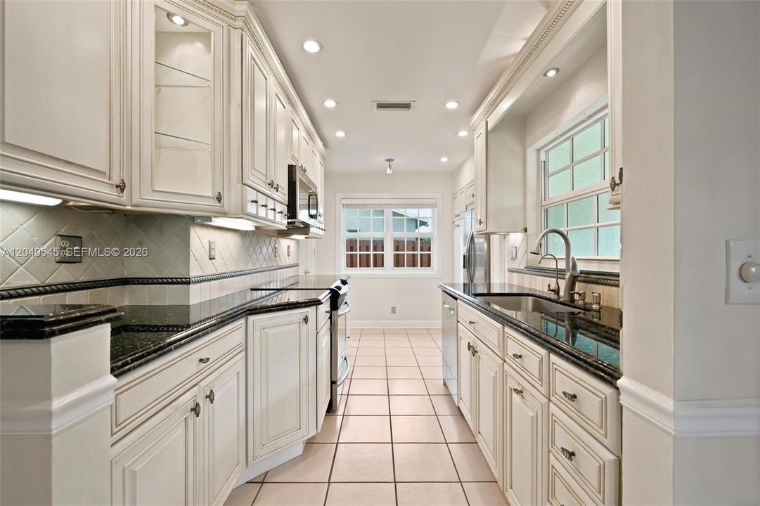 En Venta: $459,000 (2 camas, 2 baños, 1197 Pies cuadrados)