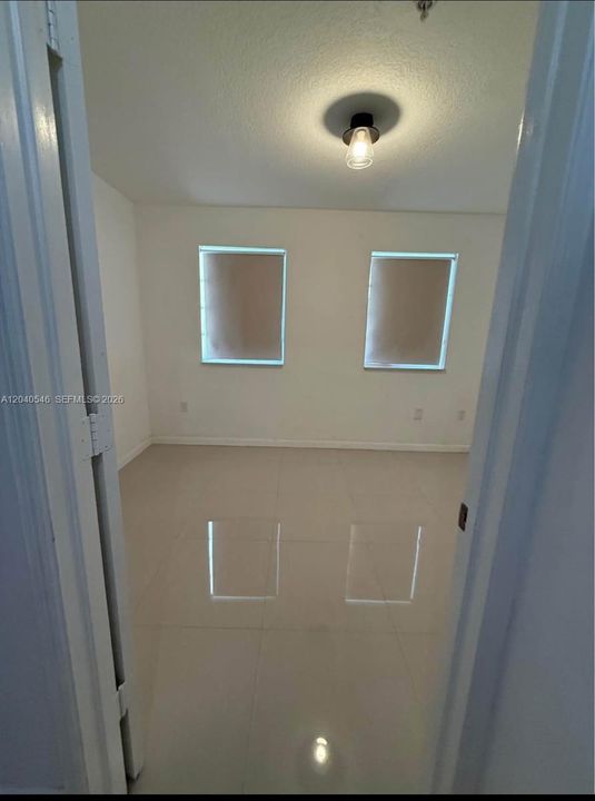 В аренду: $2,800 (3 спален, 2 ванн, 1182 Квадратных фут)